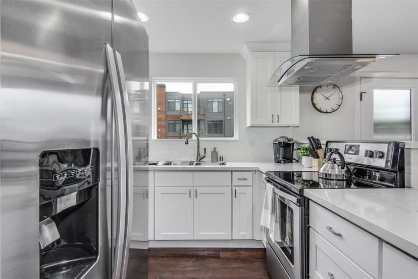 Property photo for 505 3rd Street, Kirkland photo 15