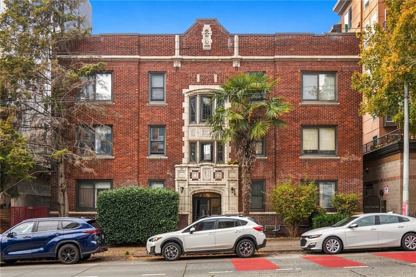Property photo for 307 Queen Anne Avenue N, Seattle
