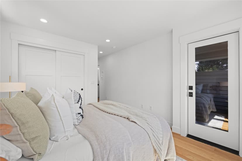 Property photo for 270 Fulton Street, Seattle photo 24