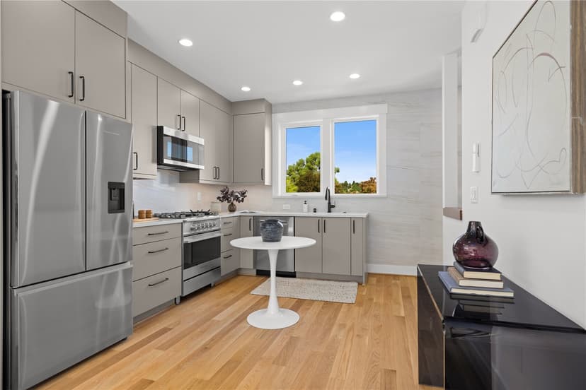 Property photo for 270 Fulton Street, Seattle photo 14