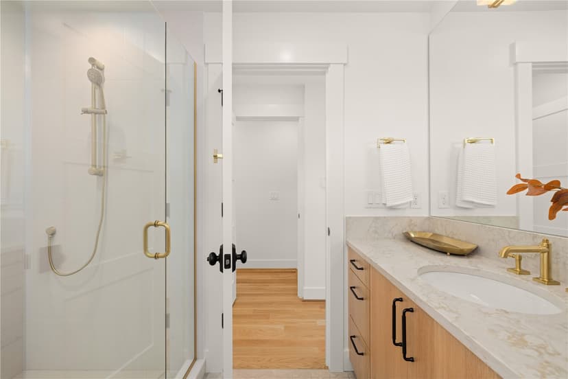 Property photo for 270 Fulton Street, Seattle photo 20