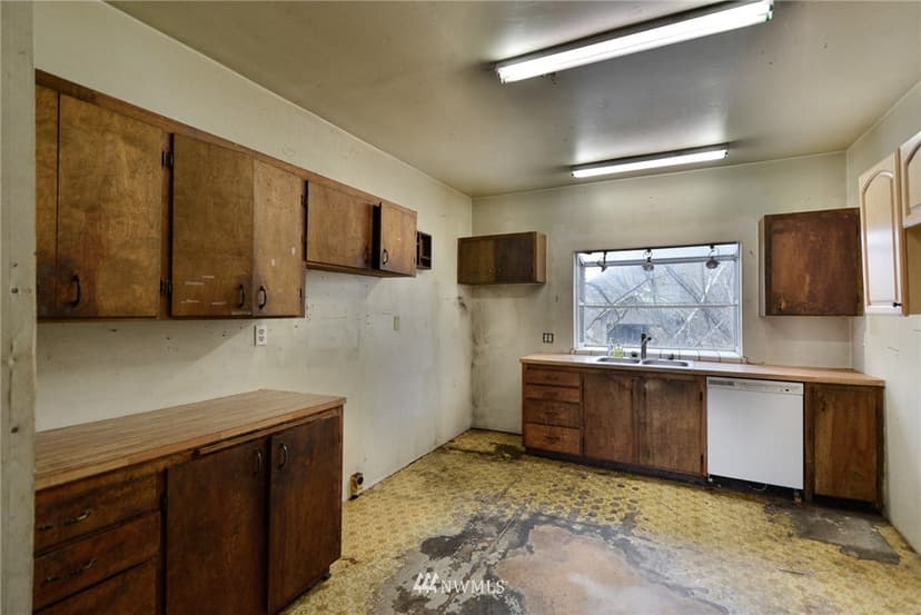 Property photo for 23004 Bothell Everett Highway, Bothell photo 9