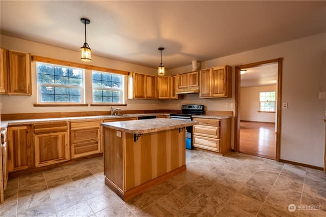 Property photo for 732 Satsop Road W, Montesano photo 5