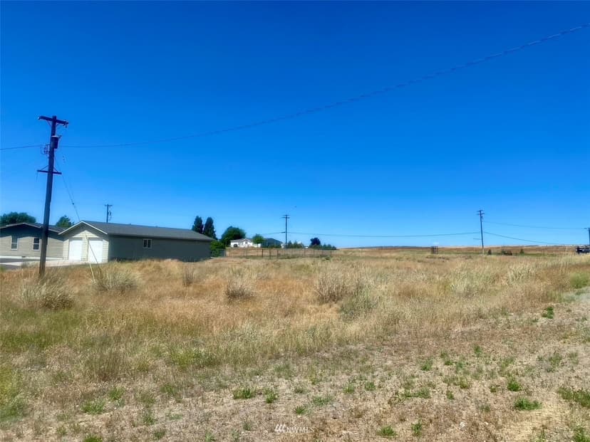 Property photo for 1 NW Blake Avenue, Wilbur photo 2