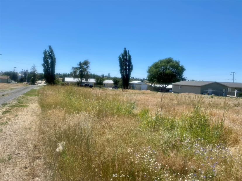 Property photo for 1 NW Blake Avenue, Wilbur photo 5