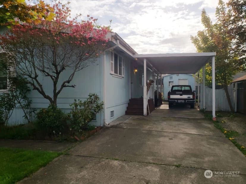 Property photo for 520 Willow Drive #111, Enumclaw photo 2