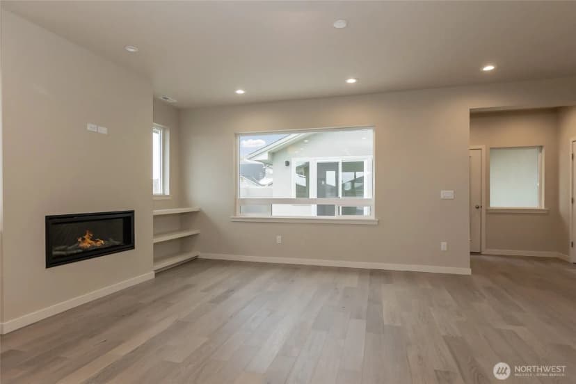 Property photo for 202 E Chinook Road, Ellensburg photo 4