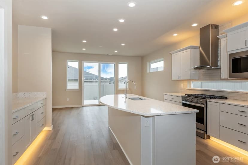 Property photo for 202 E Chinook Road, Ellensburg photo 6