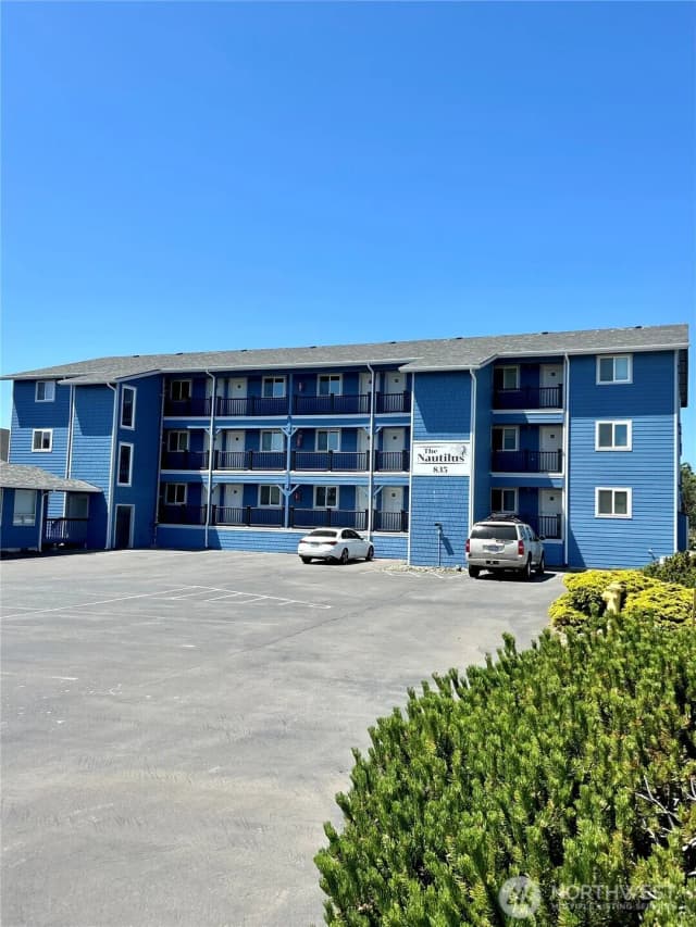 Property photo for 835 Ocean Shores Boulevard Nw #208, Ocean Shores photo 2