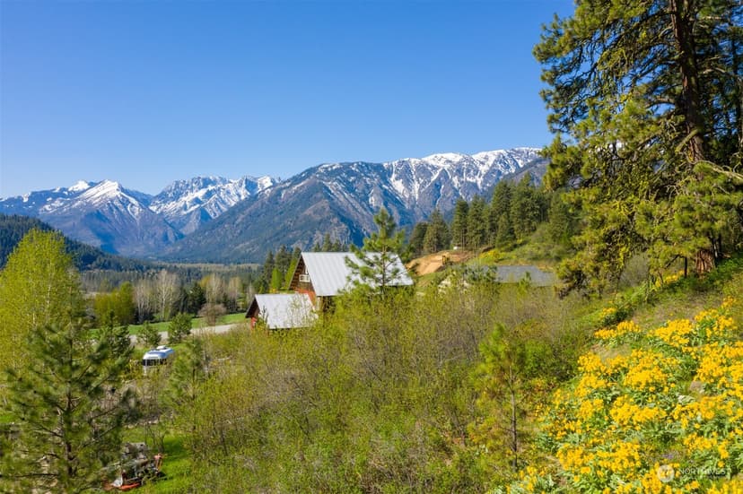Property photo for 10690 Fox Road, Leavenworth