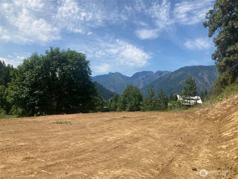 Property photo for 10690 Fox Road, Leavenworth photo 17