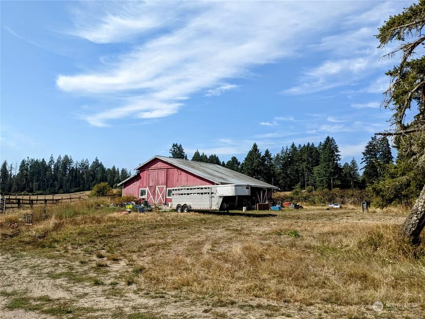 Property photo for 409 Bergeson Road SW, Lakebay photo 21