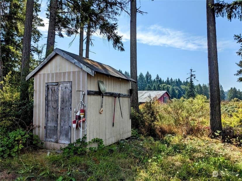 Property photo for 409 Bergeson Road SW, Lakebay photo 26