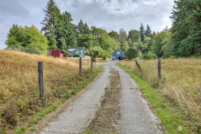 Property photo for 6522 State Hwy 303 NE, Bremerton photo 15