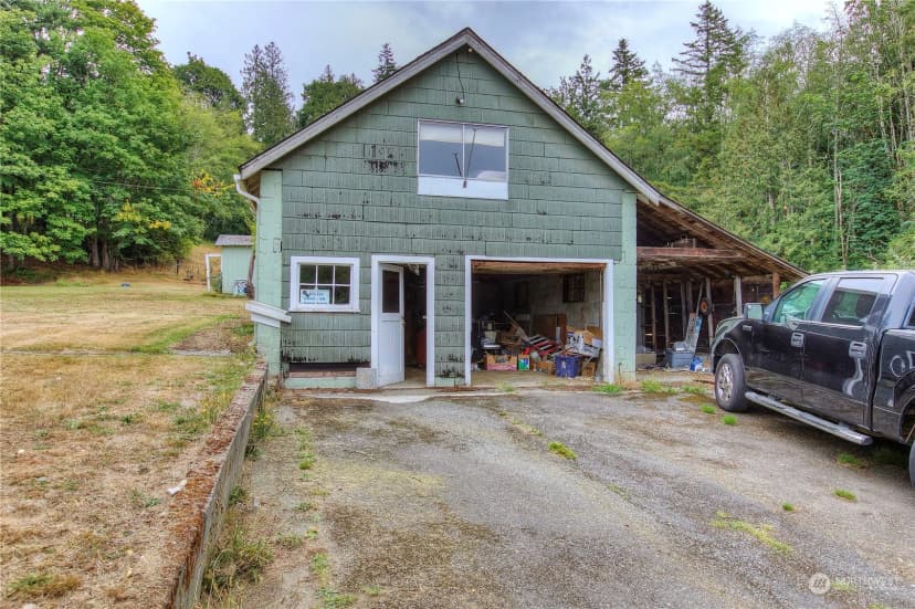 Property photo for 6522 State Hwy 303 NE, Bremerton photo 9