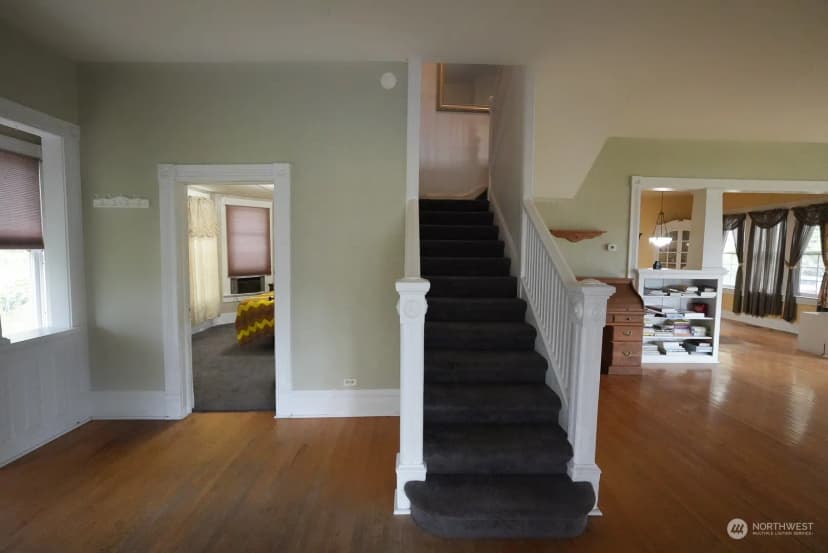 Property photo for 403 S 6th Street, Dayton photo 16