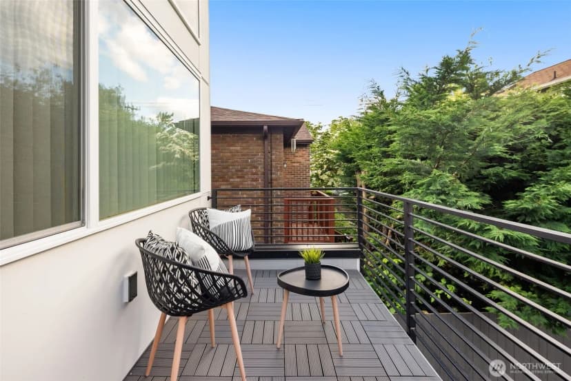 Property photo for 1470 B 21st Avenue, Seattle photo 15