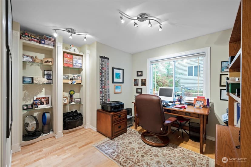 Property photo for 209 Harbor View Drive, Bellingham photo 15