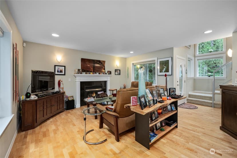 Property photo for 209 Harbor View Drive, Bellingham photo 9