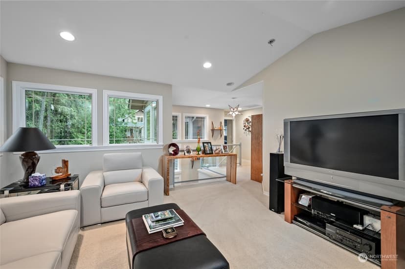 Property photo for 209 Harbor View Drive, Bellingham photo 18