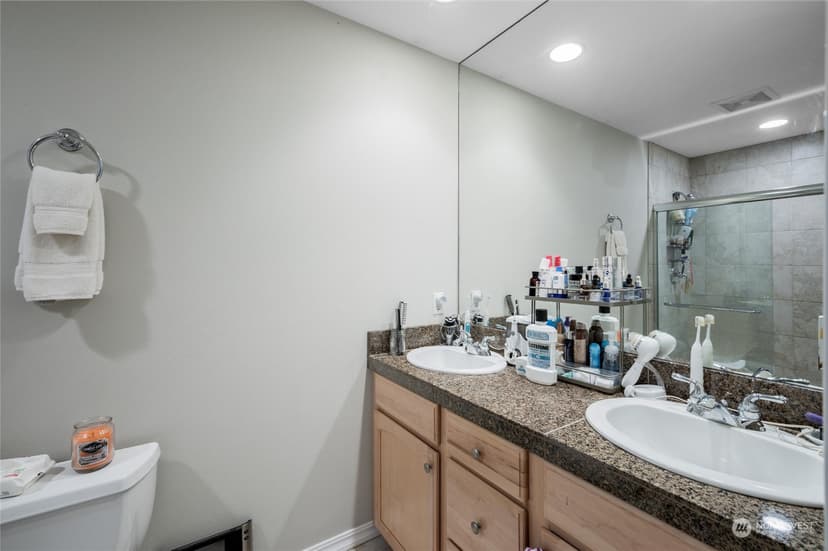 Property photo for 209 Harbor View Drive, Bellingham photo 32