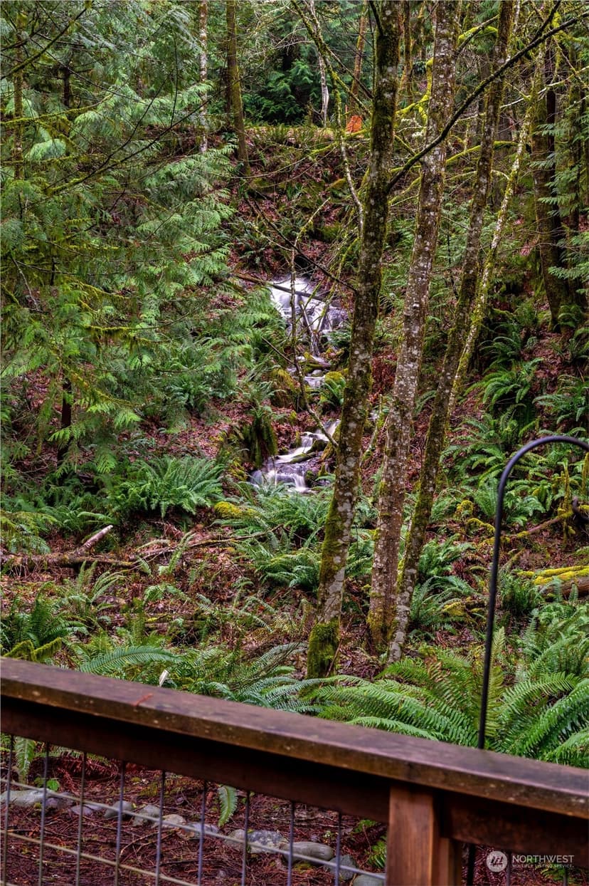 Property photo for 209 Harbor View Drive, Bellingham photo 36