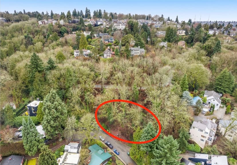 Property photo for 2211 16th Avenue E, Seattle photo 9