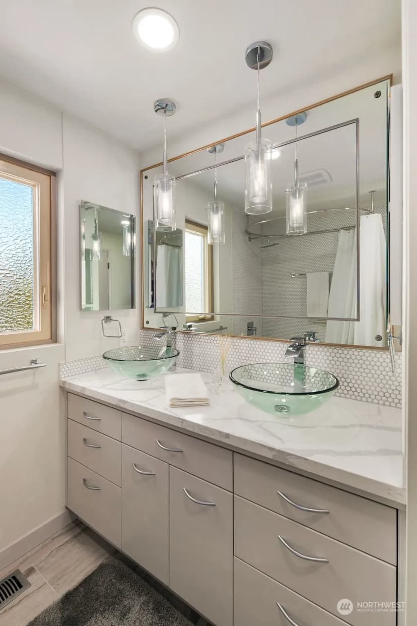 Property photo for 3757 W Commodore Way, Seattle photo 22