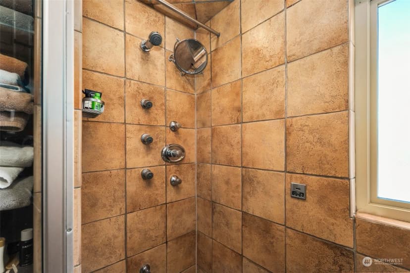 Property photo for 3757 W Commodore Way, Seattle photo 25