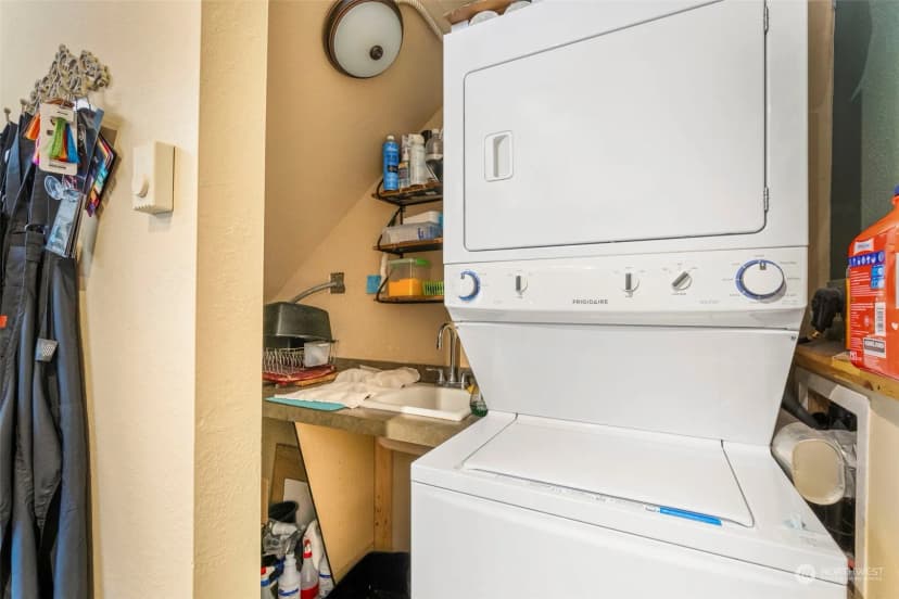 Property photo for 25960 Central Avenue Ne, Kingston photo 38