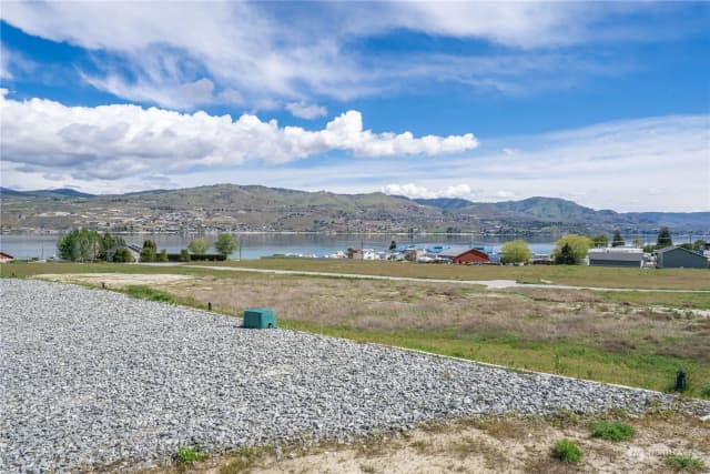 Property photo for 178 Loretta Lane, Chelan photo 3