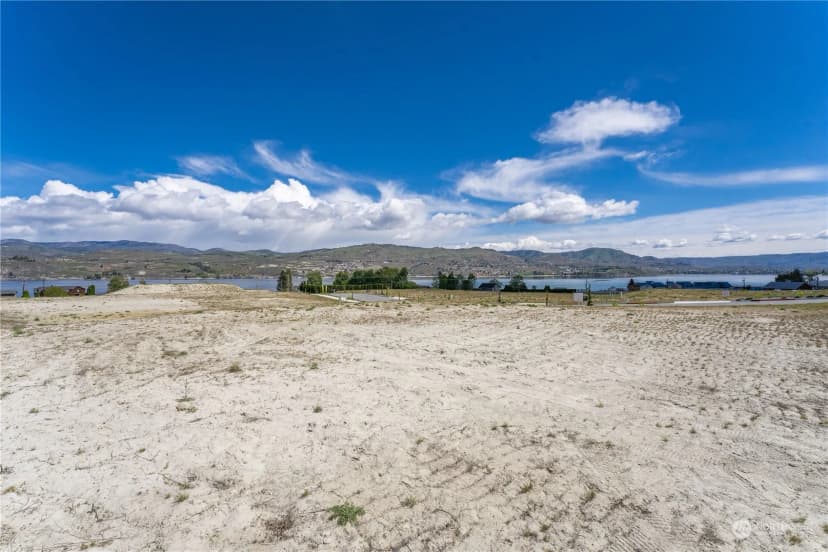 Property photo for 108 Loretta Lane, Chelan photo 6