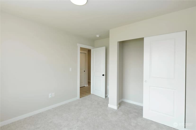 Property photo for 241 Parkside Place, Ephrata photo 19