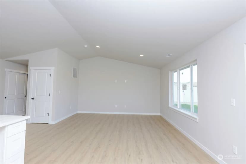 Property photo for 241 Parkside Place, Ephrata photo 13