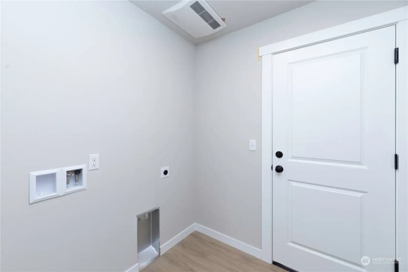 Property photo for 241 Parkside Place, Ephrata photo 16