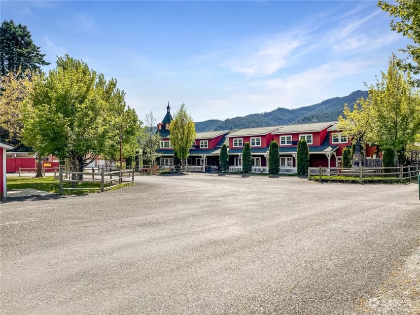 Property photo for Address withheld, Leavenworth photo 2