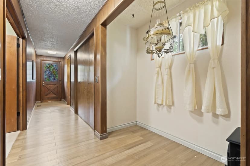 Property photo for 712 Eaton Court Ne, Castle Rock photo 23