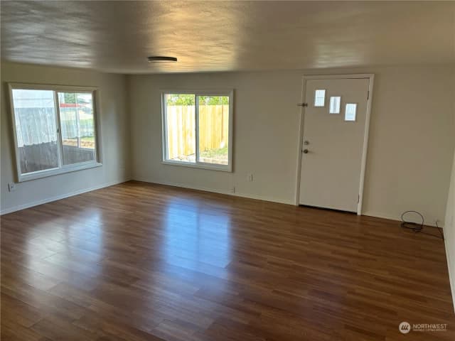Property photo for 423 Third Avenue W, Omak photo 5