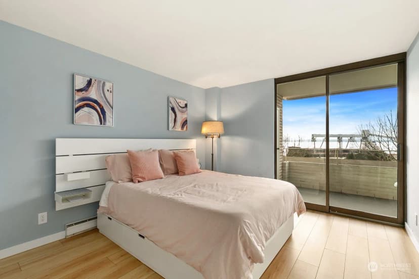 Property photo for 521 5th Avenue W #103, Seattle photo 14