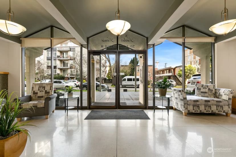 Property photo for 521 5th Avenue W #103, Seattle photo 19