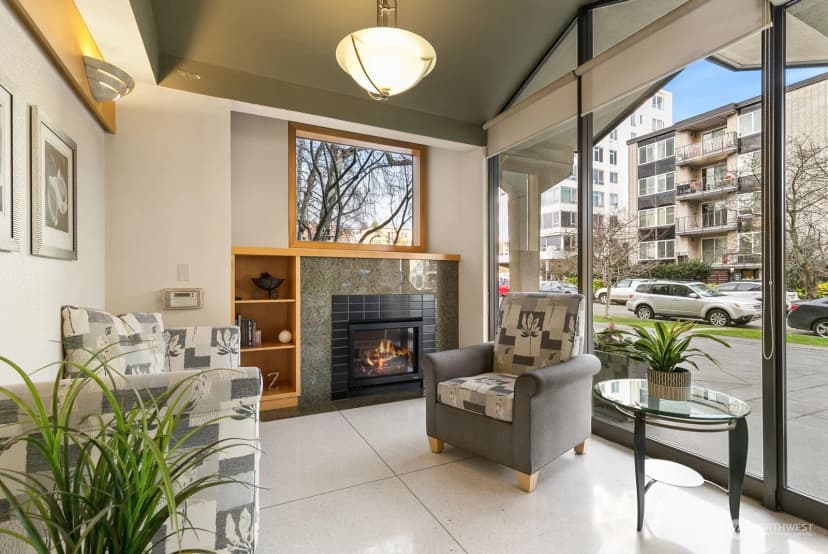 Property photo for 521 5th Avenue W #103, Seattle photo 20
