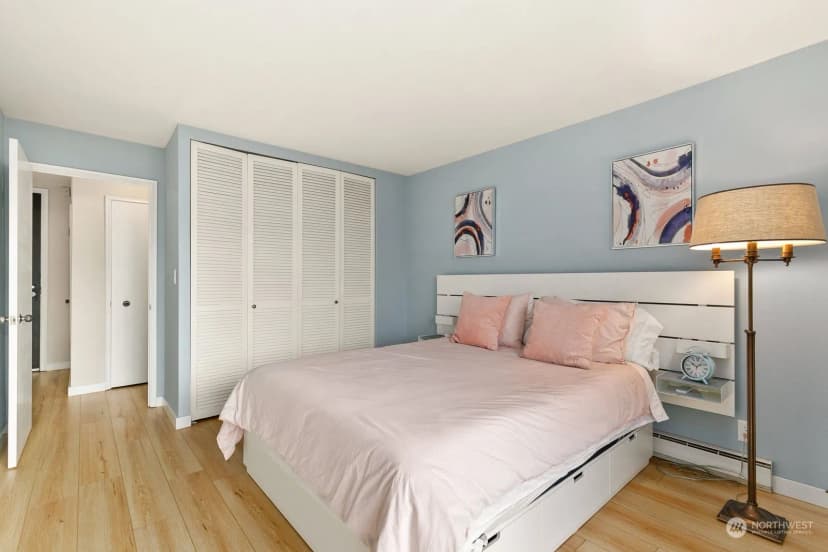 Property photo for 521 5th Avenue W #103, Seattle photo 15
