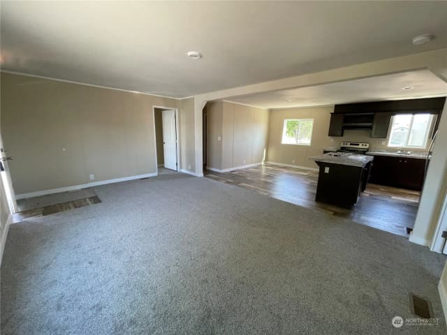 Property photo for 2700 Fruitvale Boulevard #14, Yakima photo 2