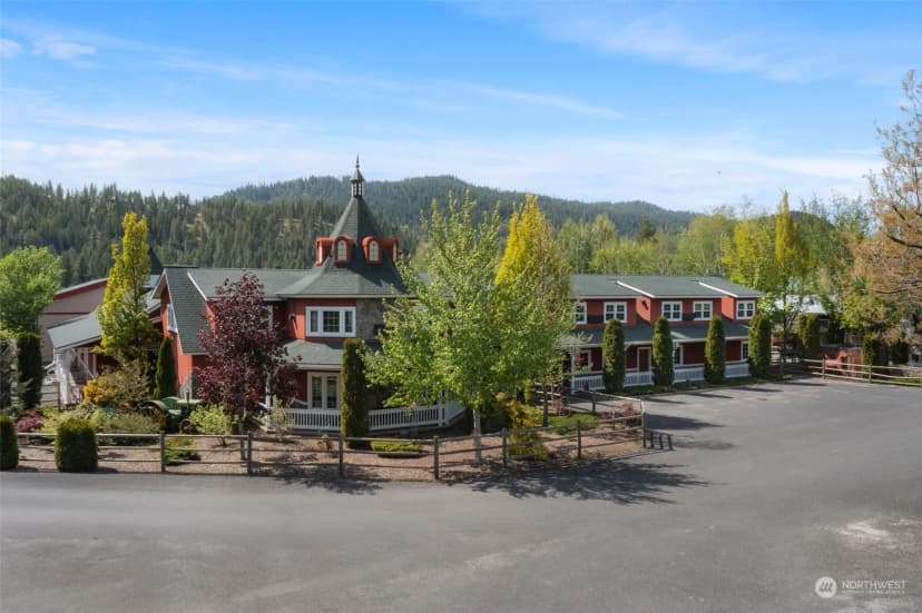 Property photo for Address withheld, Leavenworth photo 3