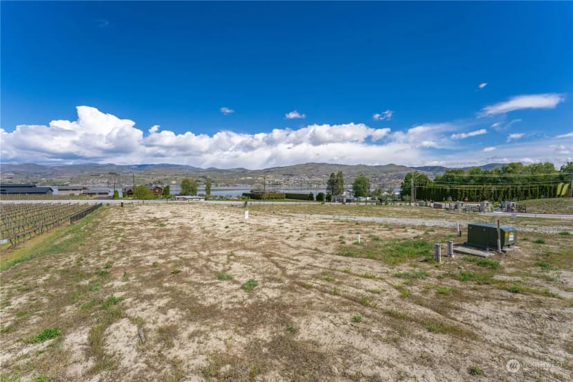 Property photo for 42 Loretta Lane, Chelan photo 2