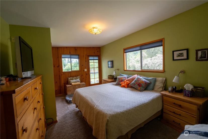 Property photo for 22024 88th Avenue W, Edmonds photo 24