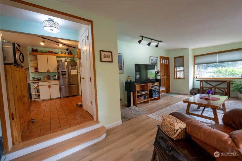 Property photo for 22024 88th Avenue W, Edmonds photo 7