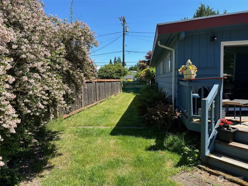 Property photo for 22024 88th Avenue W, Edmonds photo 28
