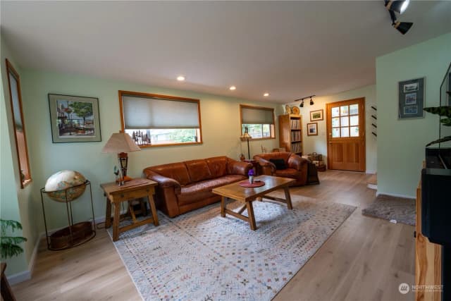 Property photo for 22024 88th Avenue W, Edmonds photo 5