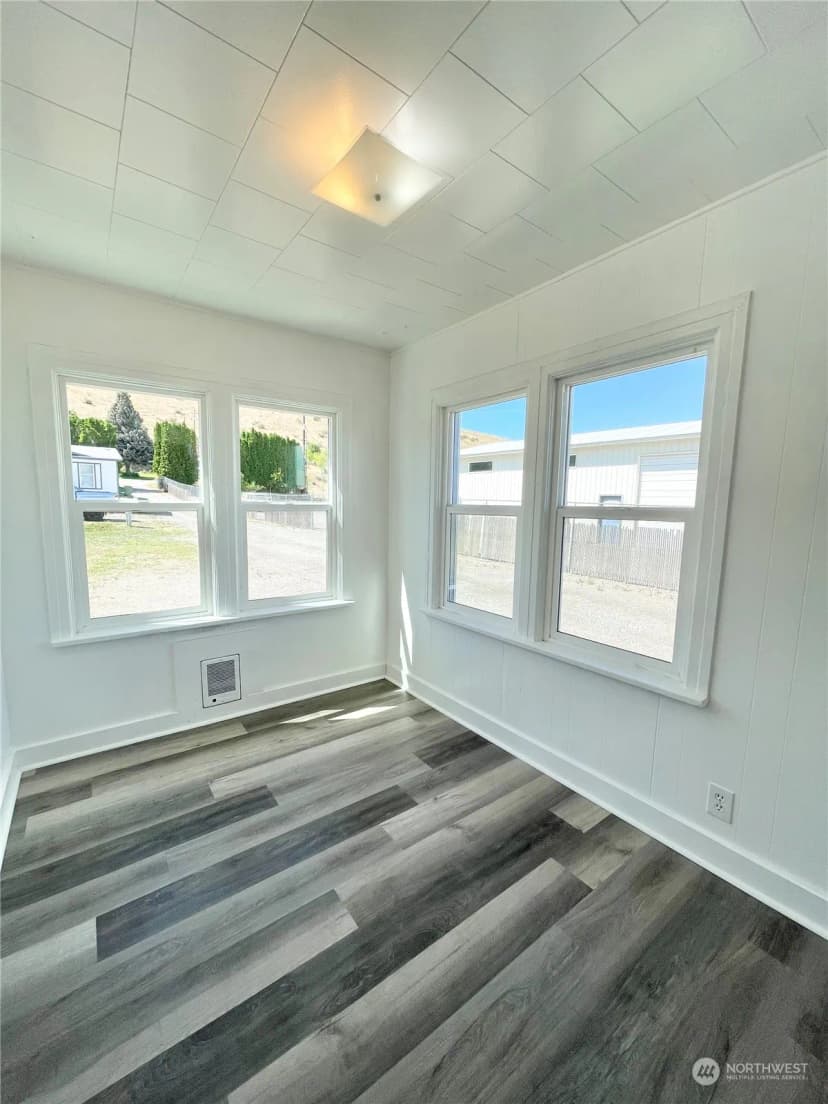 Property photo for 1579 2nd Ave N, Okanogan photo 10